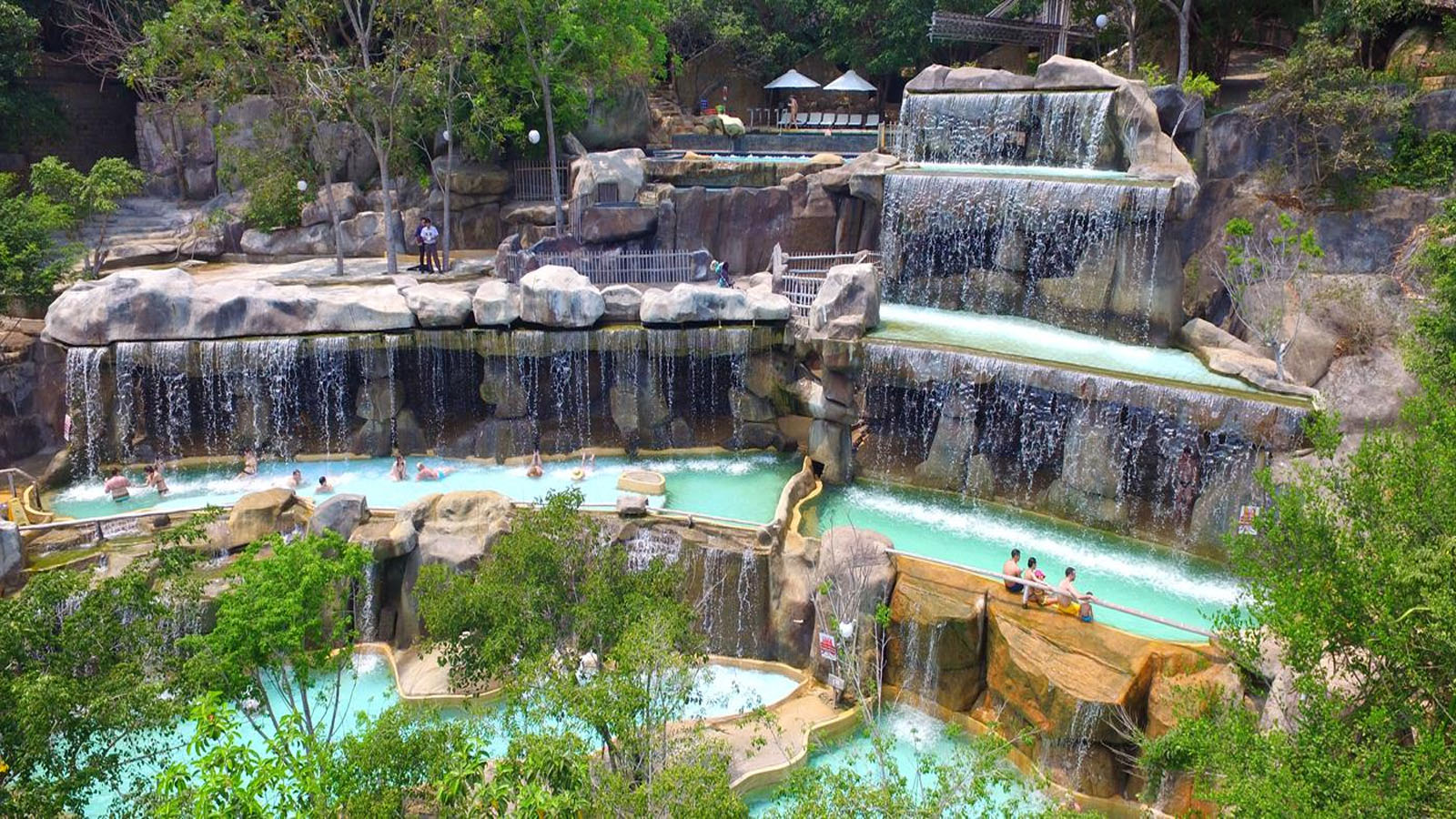 Khu du lịch suối khoáng nóng I-resort