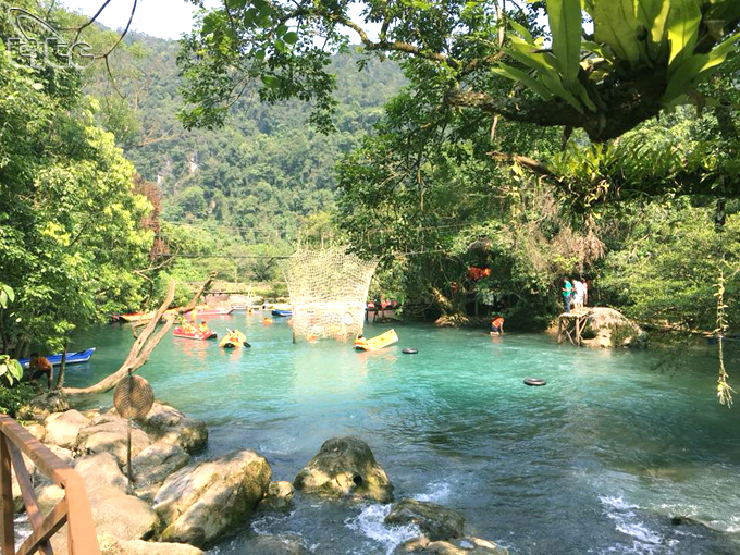 Suối Nước Moọc