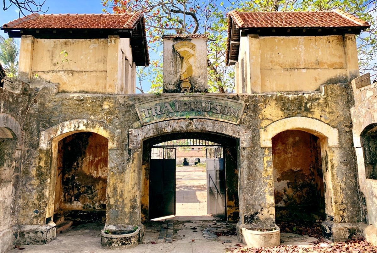 Trại tù Phú Sơn